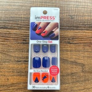 Impress Team Spirit press on nails
